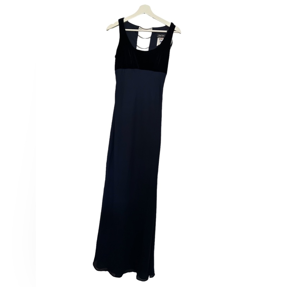 Zum Zum by Nikki Livas Navy, Velvet Bodice Prom, wedding gown, size 9-10